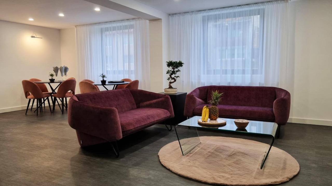 The Butterfly Hotel Sangeorgiu de Mures Ngoại thất bức ảnh