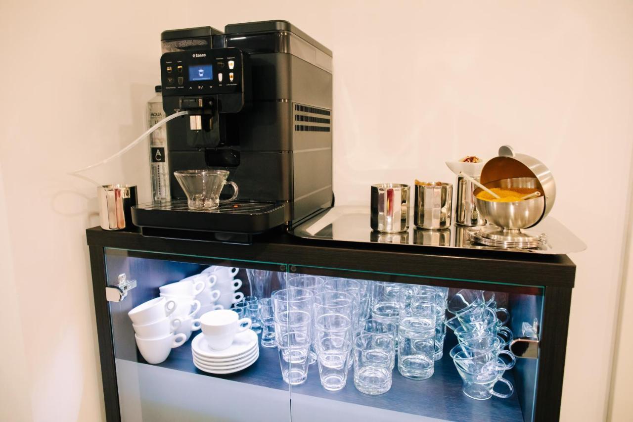 The Butterfly Hotel Sangeorgiu de Mures Ngoại thất bức ảnh